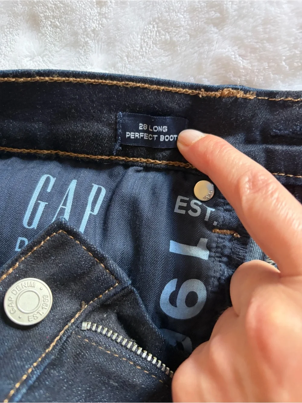 GAP Long Women's Flare Jeans